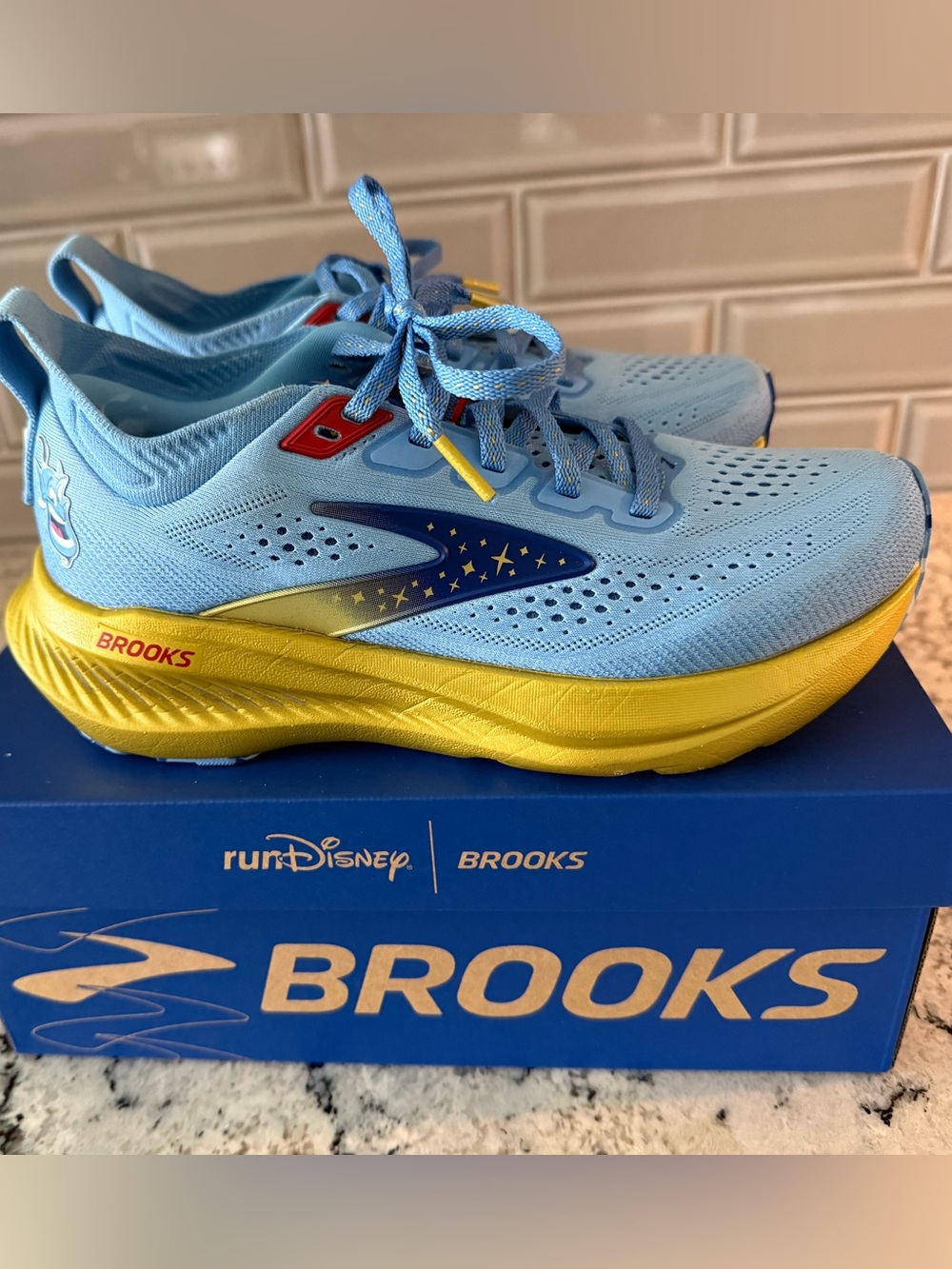 *Run Disney* Brooks Glycerin 23 RunDisney Genie sneakers - Picture 7 of 9